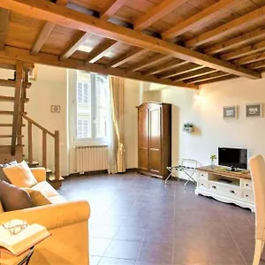 Apartamento Charming Cavour Heart Of, Florencia